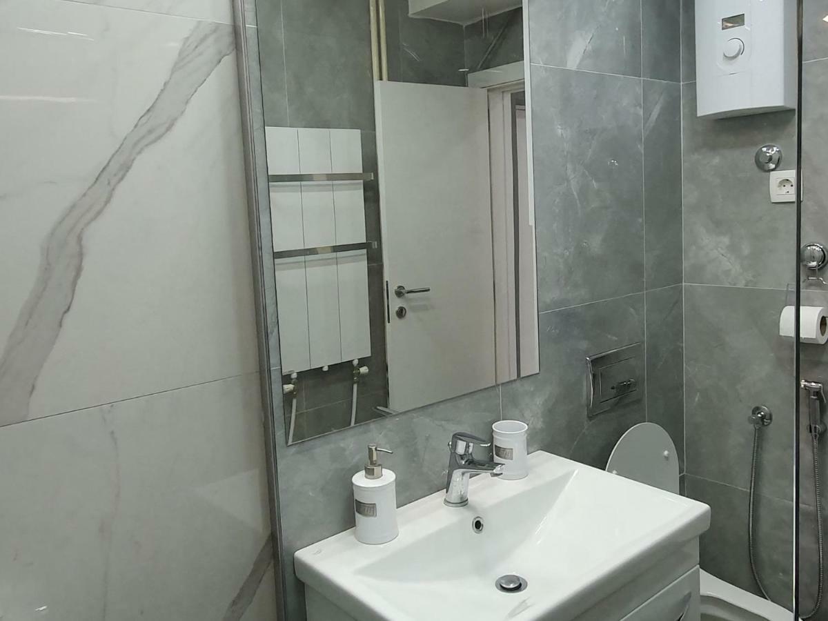 City Center Apartment Skopje Eksteriør billede