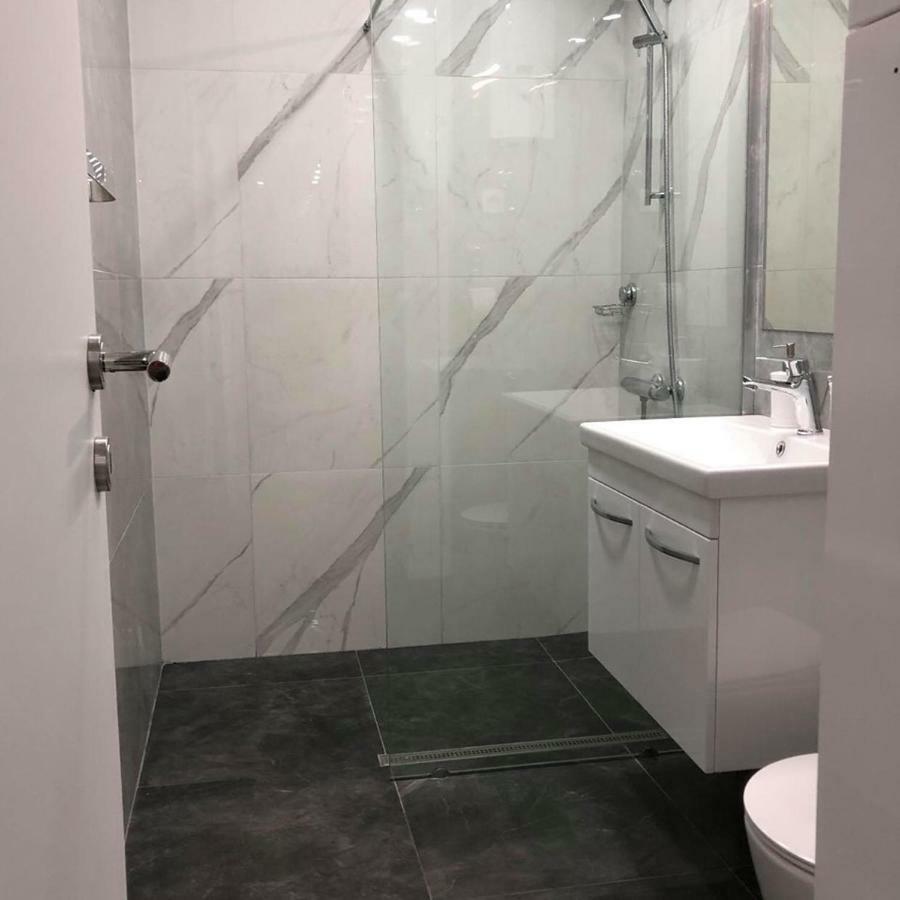 City Center Apartment Skopje Eksteriør billede