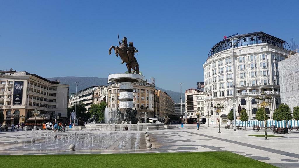 City Center Apartment Skopje Eksteriør billede